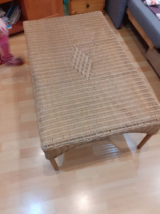 Ława z technoratanu