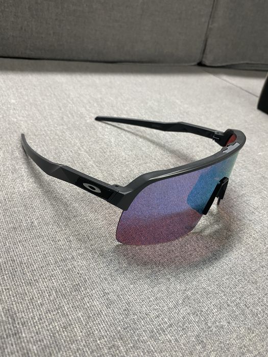 Óculo Oakley 009463 Sutro Lite Prizm