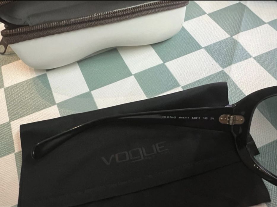 Oculos de sol Vogue