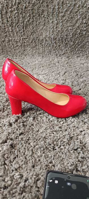 Sapatos de mulher tamanho 38