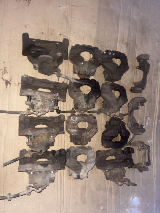 Суппорта скоби ступиці т4