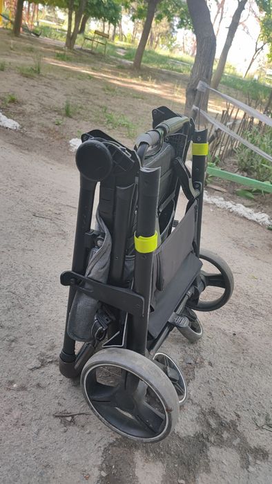 Коляска прогулянкова Carrello Bravo візочок дитячий