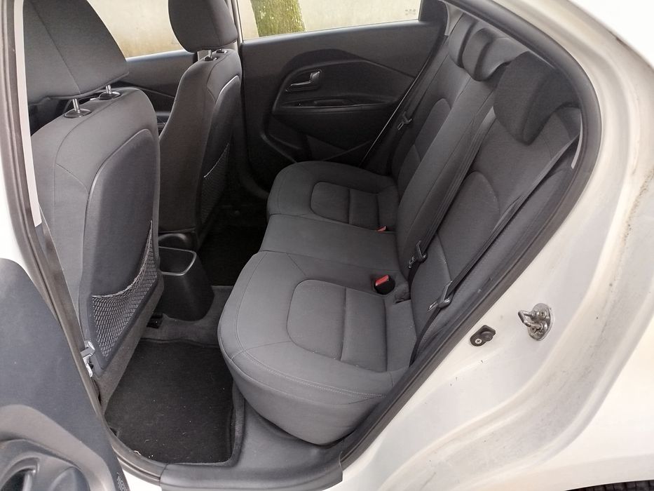 Rio 1.1 crdi 5 lugares ac troca
