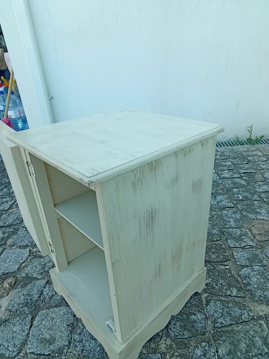 Móvel decorativo alusivo praia