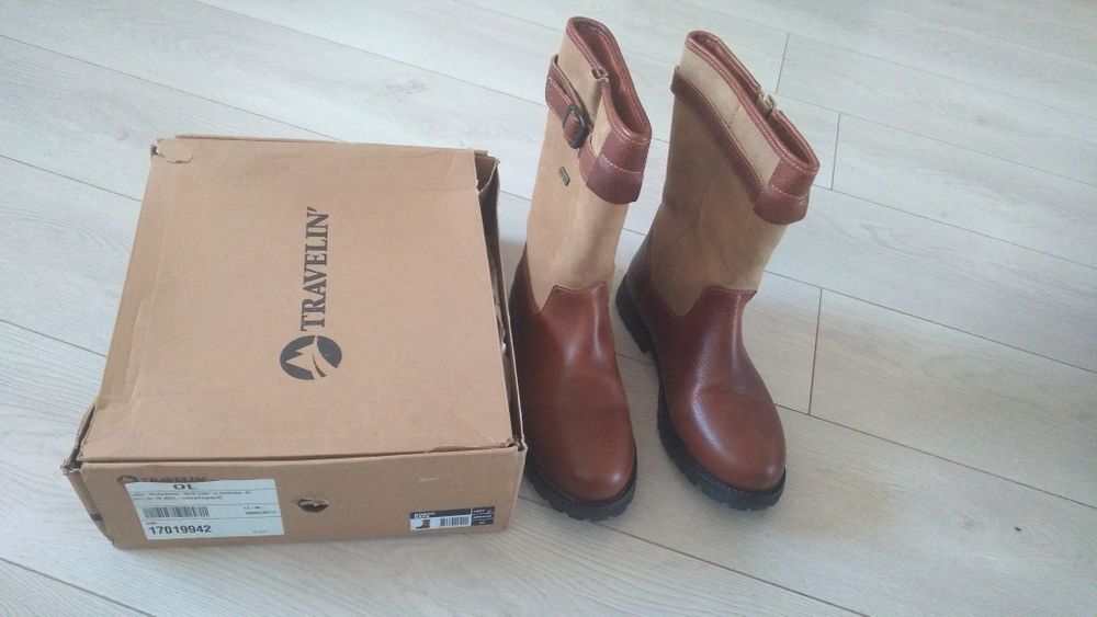 Sprzedaje buty zimowe z firmy Travelin