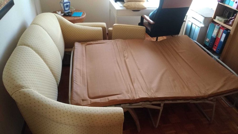 Sofá cama 3 lugares