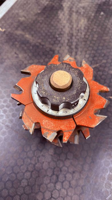 Frezy do obróbki drewna