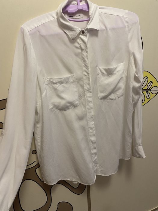 Біла блузка-сорочка Sinsay