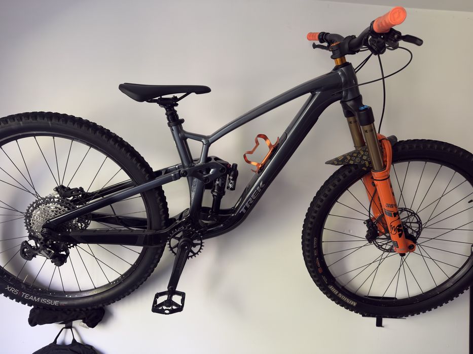 Trek Fuel EX 8 Gen 6 (2024) - Fox 38 Factory