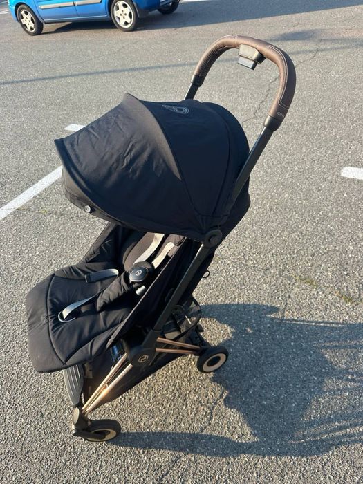 прогулянкова коляска Cybex Coya