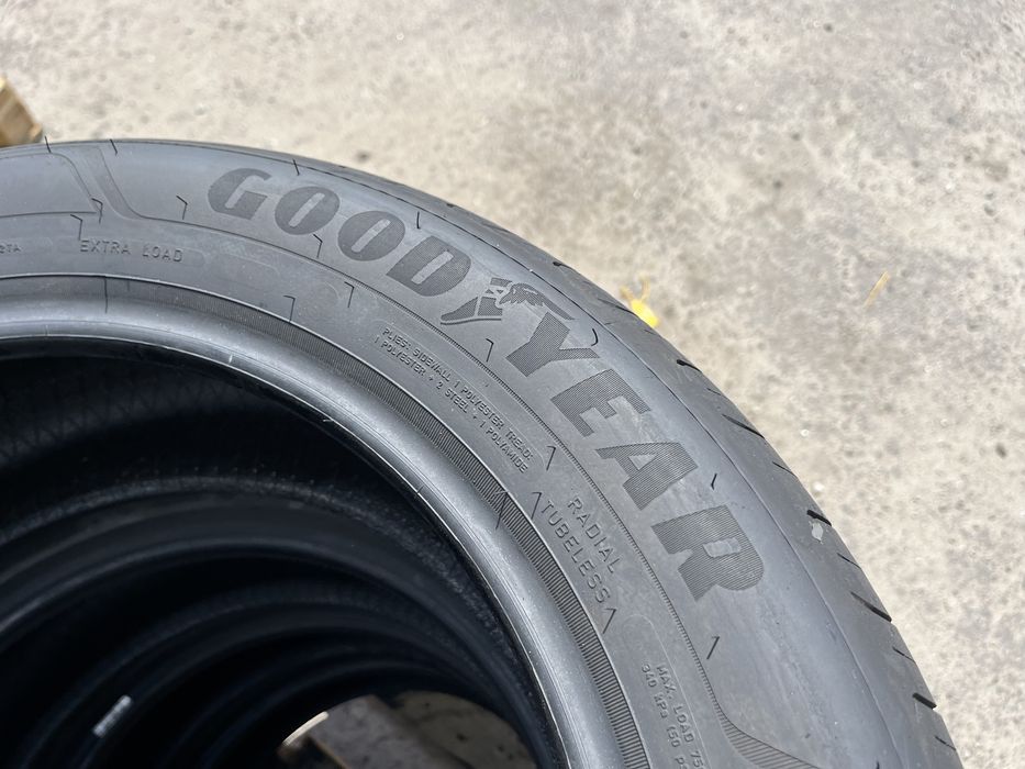 215/55 r17 Goodyear EfficientGrip performance 2 НОВАЯ