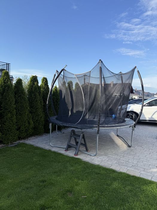 Trampolina czarna