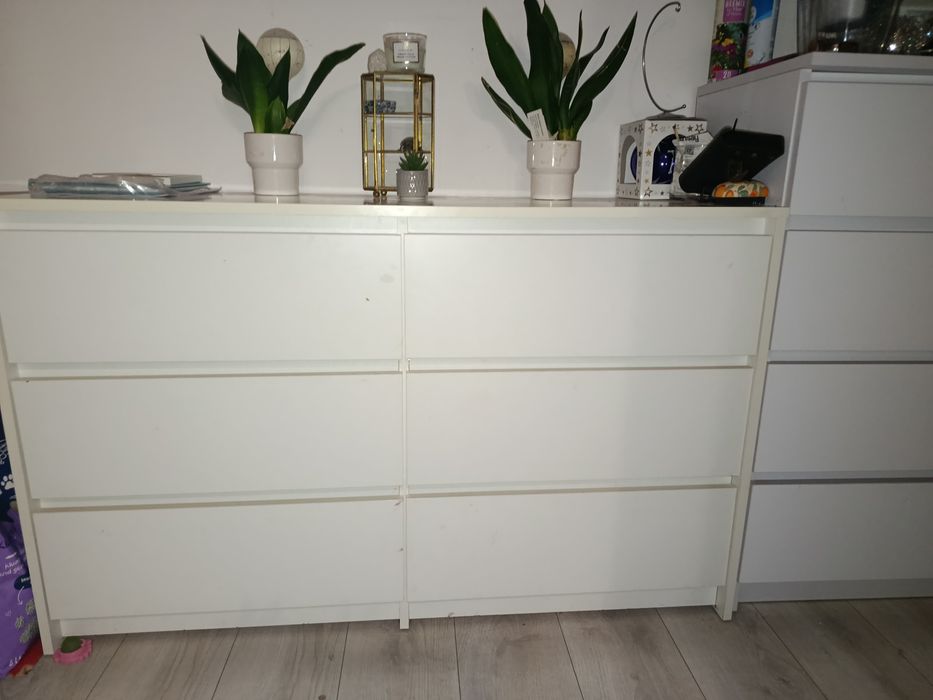 Sprzedam komoe - białe szuflady