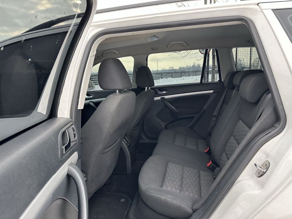 Skoda Octavia  Шкода Октавія А5-2012 рік випуску, 1,6 TDI.