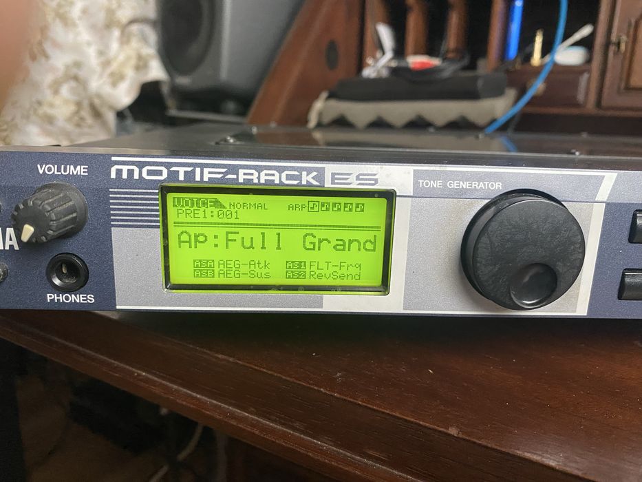 Yamaha motif es sintetizador rack