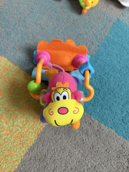 Іграшки для немовлят