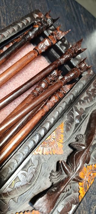 Шкатулка набор. Шпильки, заколки, спицы, для волос. Палочки , покрытые