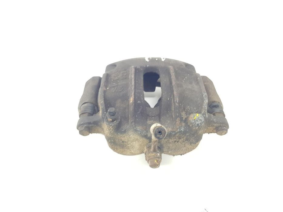 Calíper De Freio Dianteiro Direito Nissan Terrano Ii R20