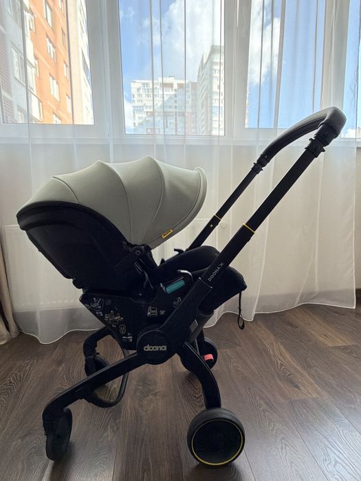 Автокрісло Doona X б/у