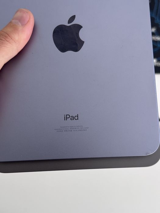 На деталі iPad Mini 6 icloud lock