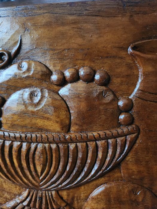 Płaskorzeźba drewno gube  Patera  z owocami SNIADANIE