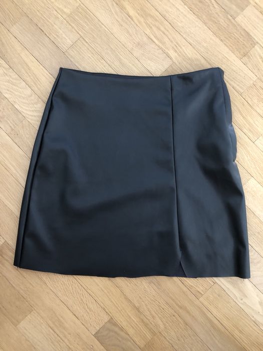 Спідниця зі штучноі шкіри