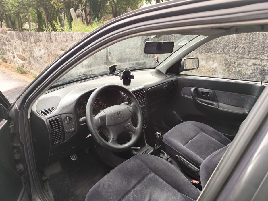 Seat Córdoba 1.9 TDI  com AC