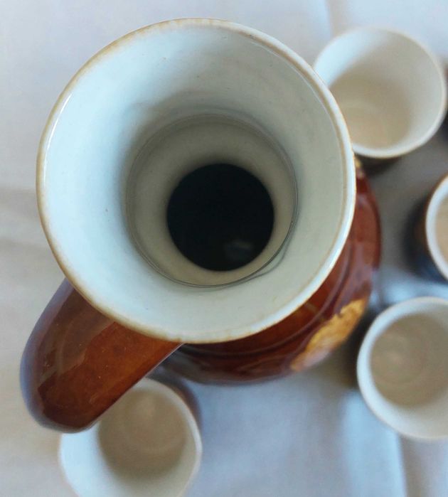 Вінтажний керамічний набір (майоліка), глечик та 6 чарок, 70-ті роки