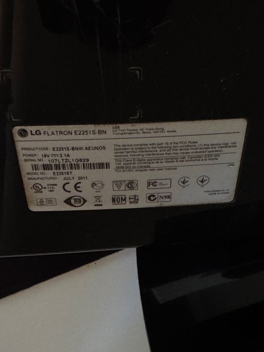 Монітор LG flatron E2251S-BN
