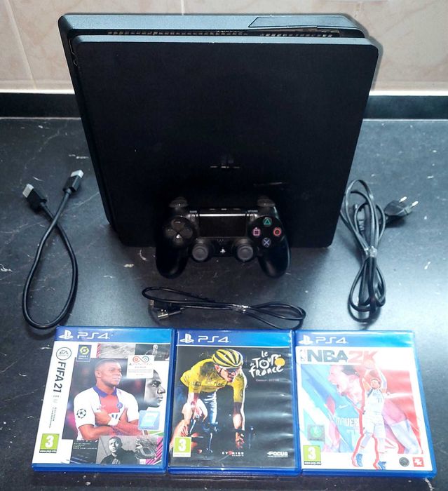 Ps4 Slim com 1 Comando Oficial Sony e 3 Jogos Incluindo