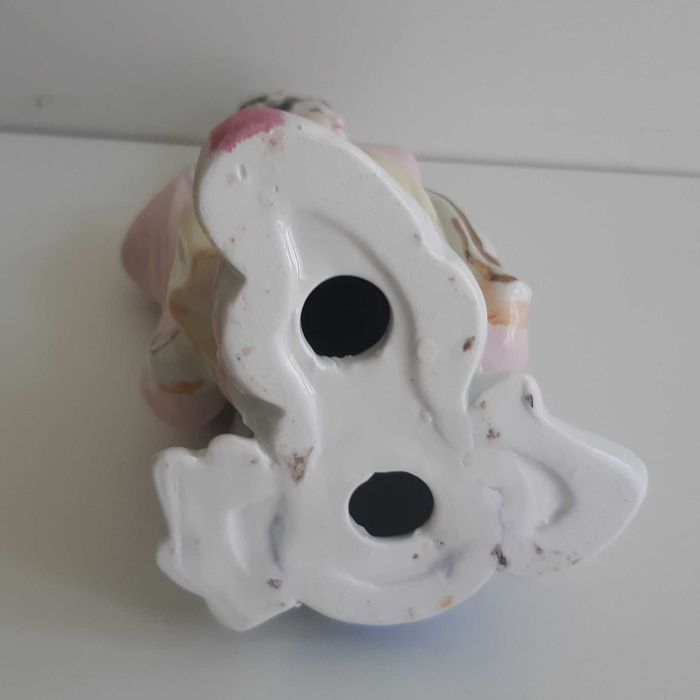 Antiga Estatueta Porcelana Chinesa 23cm Senhora Geisha a Arranjar o Cabelo