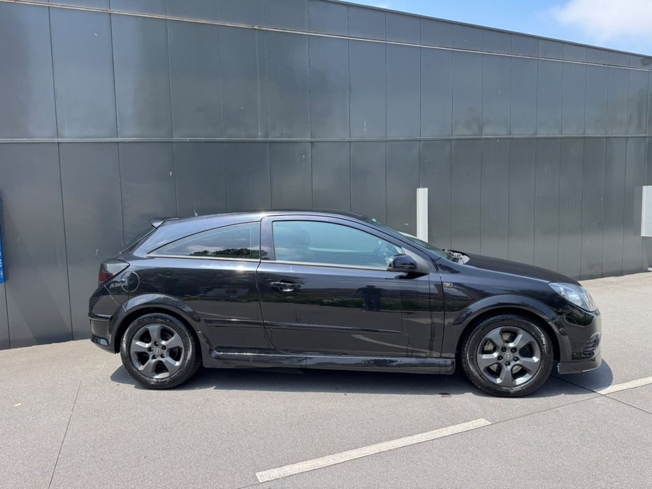 OPEL ASTRA H GTC 1.9 CDTI 150 2006 Manual Comercial Desde 97€ / Mês