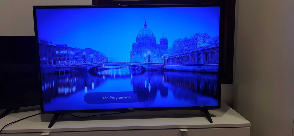 Smart TV LG de 43 polegadas