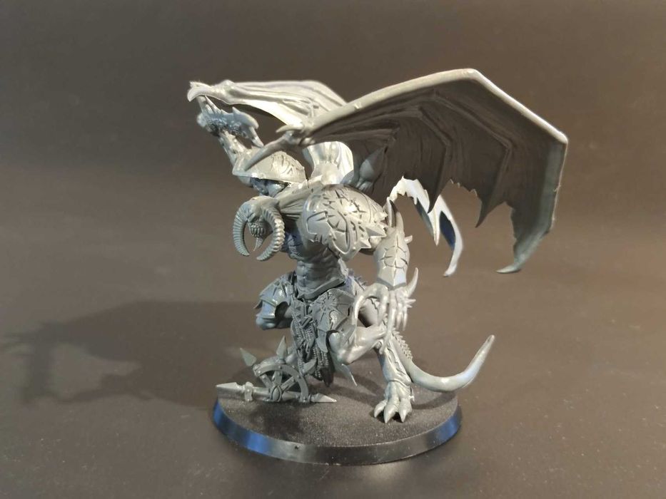 Daemon Prince (B) - Warhammer 40K / AoS