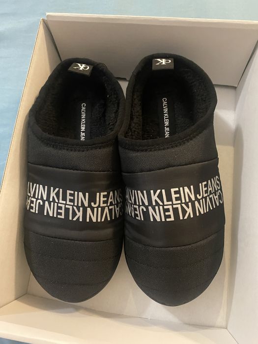 Calvin Klein женские тапочки