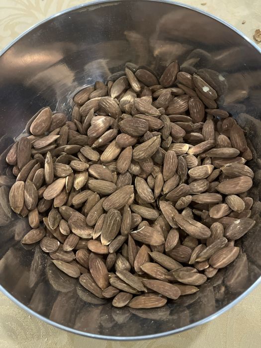 Vendo amêndoa  Biológica