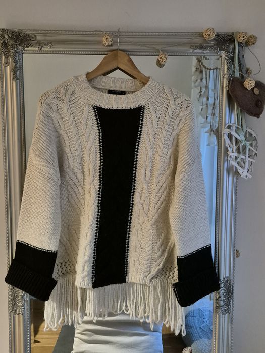 Ciepły biało-czarny sweter, ecru, Reserved, warkocze,  frędzle,  r.M