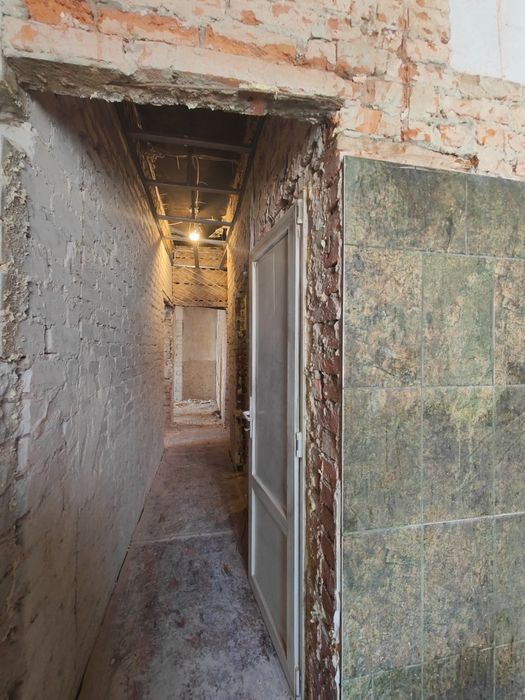 Продам 3 комнатная квартира Залютино. Рынок