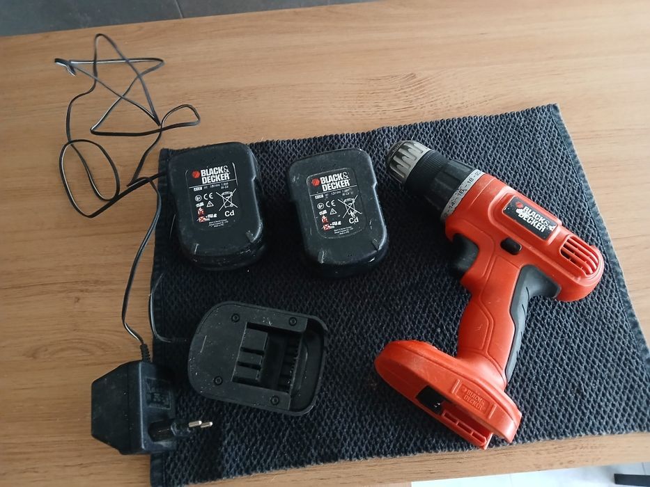 berbequim black decker com 2 baterias