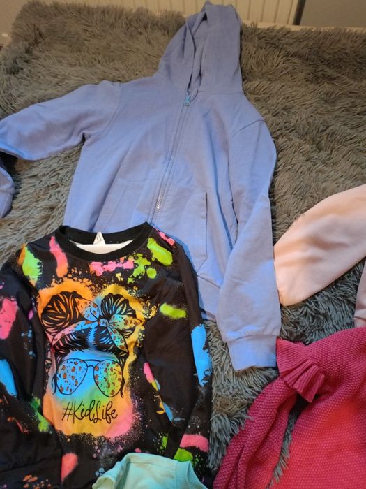 Bluzy dla dziewczynki rozmiar 134