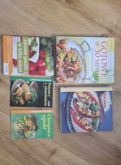 zestaw książek kucharskich