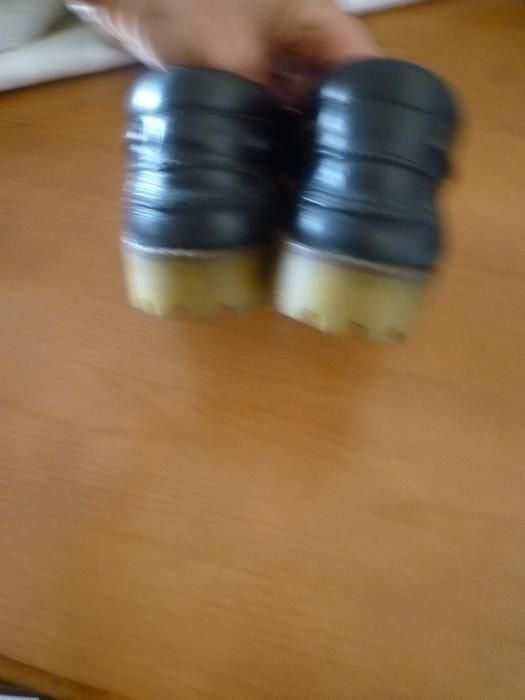 Sapatos em pele nº 34 Fabricado em Portugal