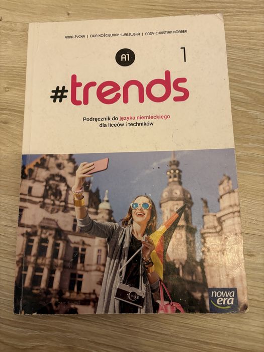Podrecznik „#trends2”