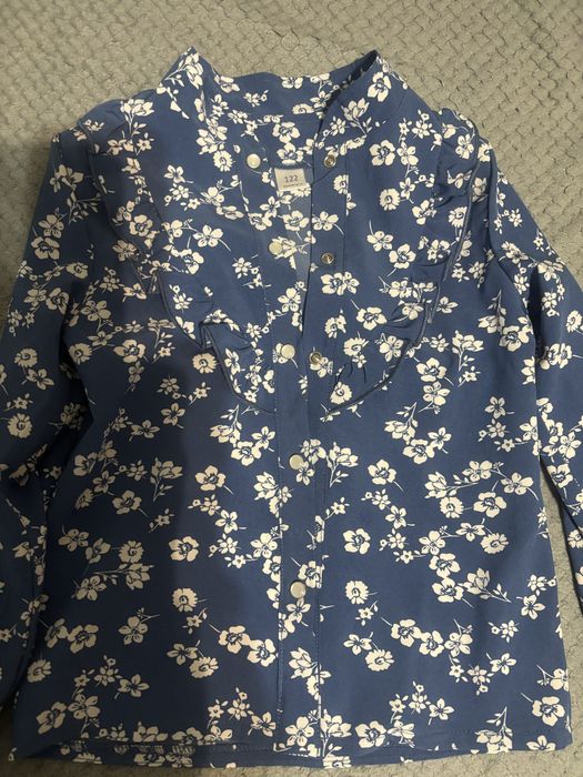 Блуза шкільна, на 6-7 років