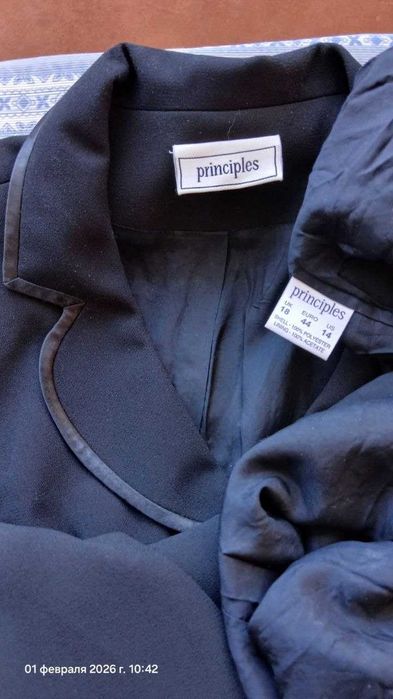 Платье черное деловое