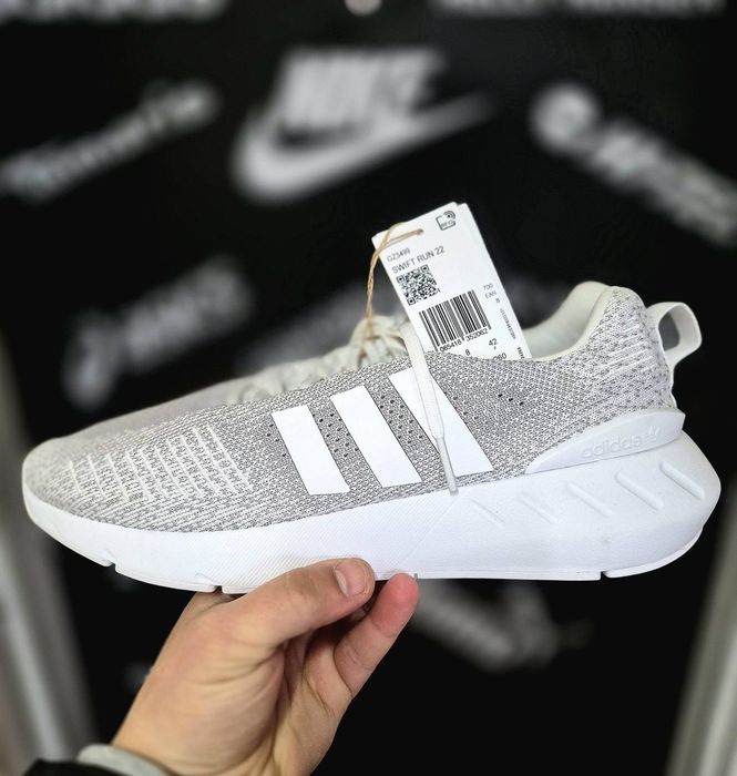 Кроссівки Adidas Originals Swift Run 22(Оригінал)42-26,5см