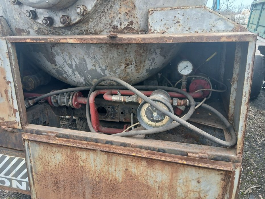 Продам газовоз Зіл