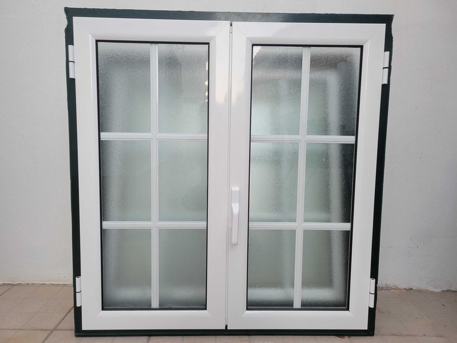 Janelas L995 A104