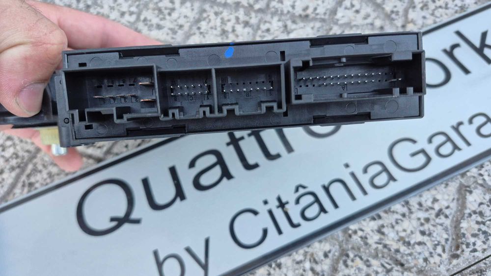 AUDI A4 B6/B7-Seat EXEO - Motor Elevador Vidros Frente Dir 8E1959,802B