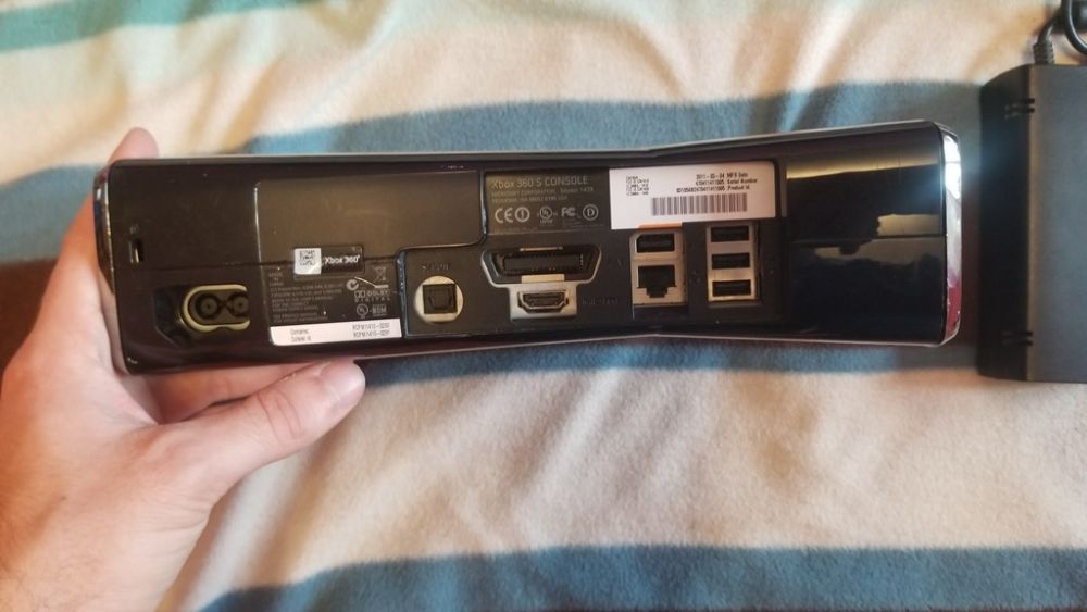 Xbox 360S Black Glossy pad, zasilacz sprawny w 100%